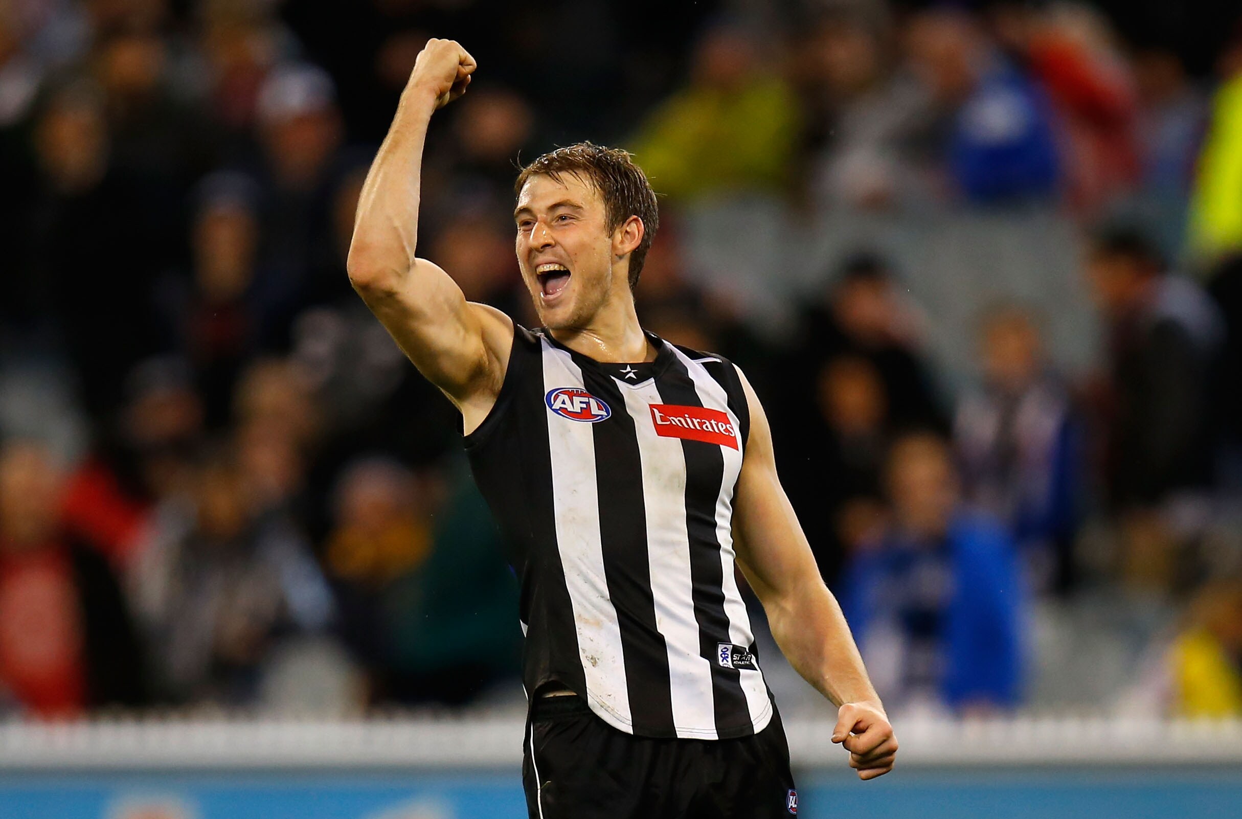 Reid set to play forward Bucks